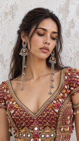 Nakashi Earring